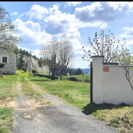 Domaine Prive Dans Les Bois Salettes (Haute-Loire)